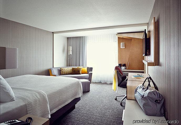 คอร์ตยาร์ด ซัลติโย Hotel ซัลติโญ ภายนอก รูปภาพ